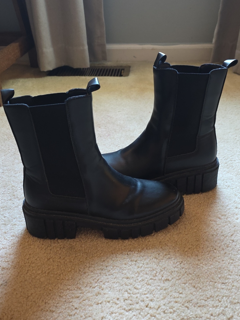 Qupid Black Womens Boots